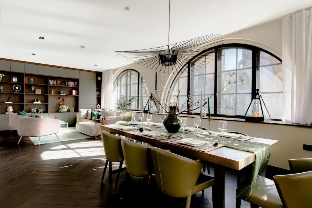 Shh! Oxford St Dream-Come-True Fam Design Hot Spot ロンドン エクステリア 写真