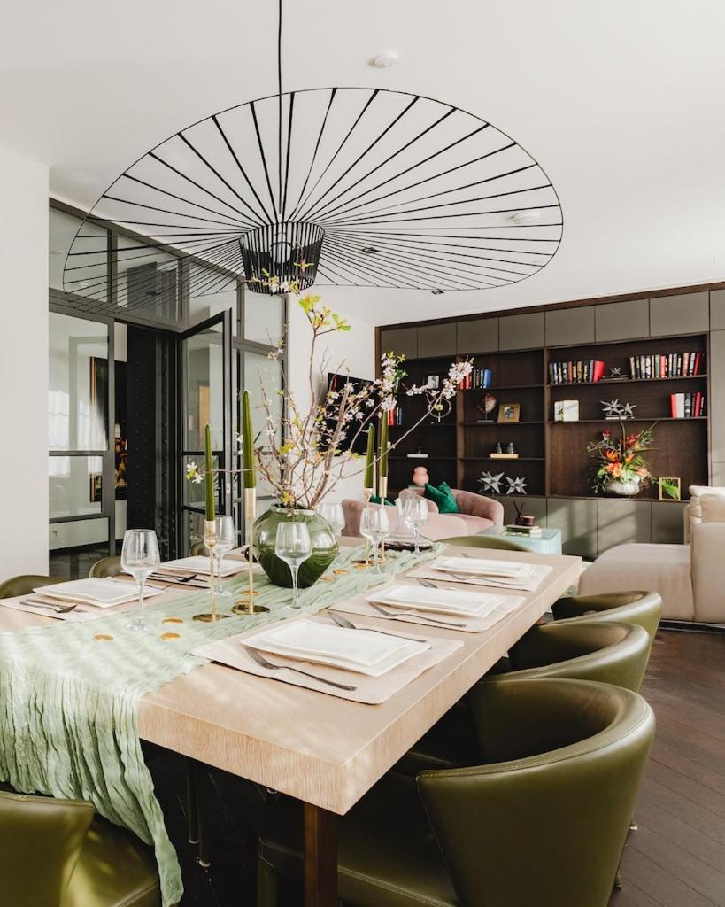 Shh! Oxford St Dream-Come-True Fam Design Hot Spot ロンドン エクステリア 写真