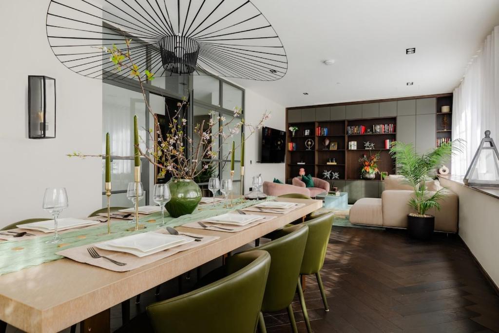 Shh! Oxford St Dream-Come-True Fam Design Hot Spot ロンドン エクステリア 写真