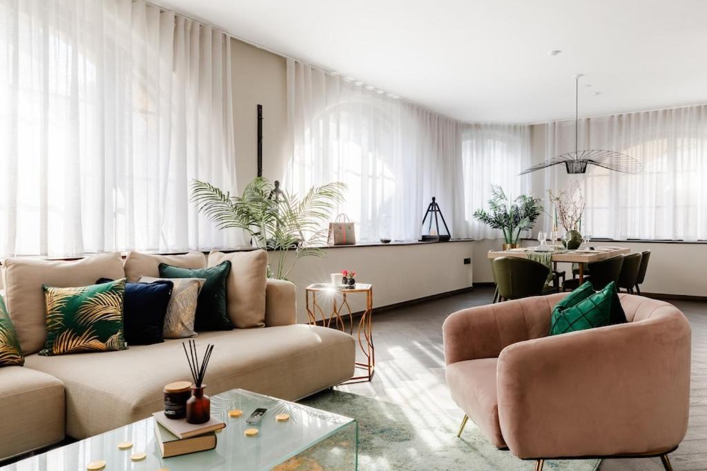 Shh! Oxford St Dream-Come-True Fam Design Hot Spot ロンドン エクステリア 写真